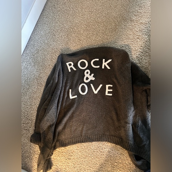 ROCK & LOVE Sweater - Picture 1 of 3